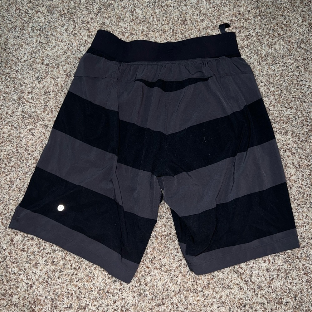 Lululemon 9” Pace Breaker Short